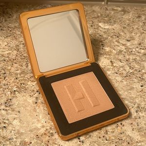 Haus Labs Power Sculpt Velvet Bronzer